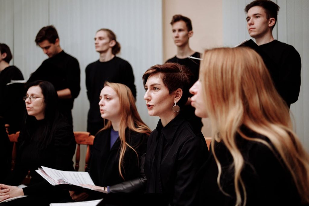 Partition pour chorale : comment choisir, télécharger et réussir ses interprétations